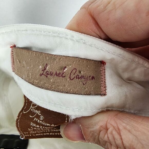 Paige Petite Laurel Canyon Low Waist Boot Cut Wide Leg White Jeans Size 28 Y2K - Picture 9 of 10